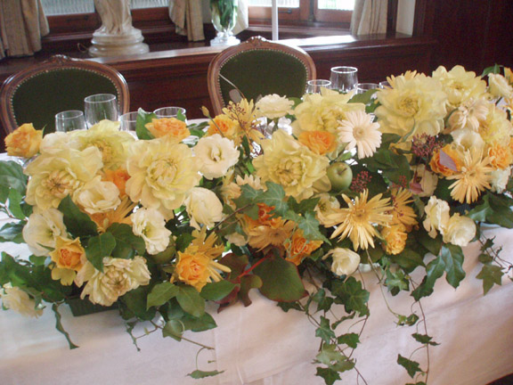 結婚式の会場装花はミルフルール フラワーデザインへ