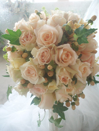 honeyflarebouquet.jpg